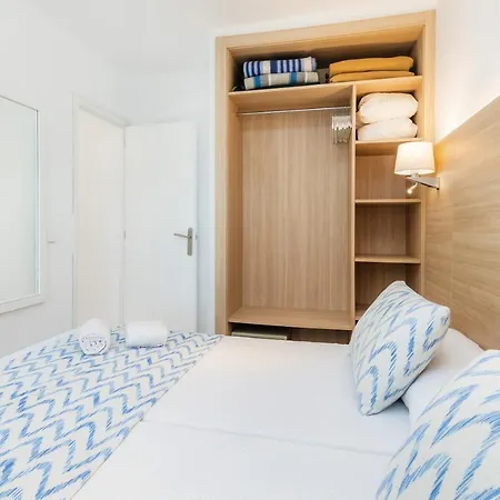 Appartement Aquamarina 4 *